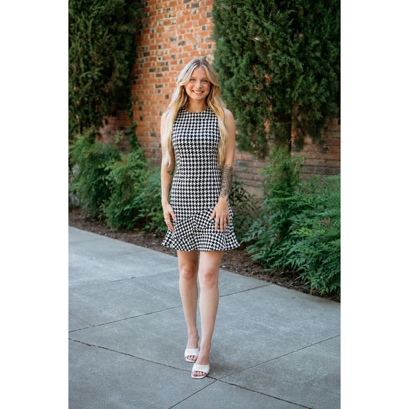 julia jordan Dresses & Skirts - Julia Jordan A-Line Mini Dress NWT Sz 10 Houndstooth Sleeveless High Neck Ruffle